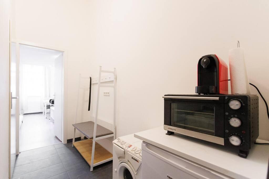 Urban Capsule Apartment - Near Mariahilfer Strasse 维也纳 外观 照片